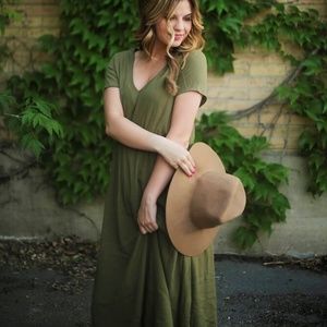 The Derby Midi Dress in Olive